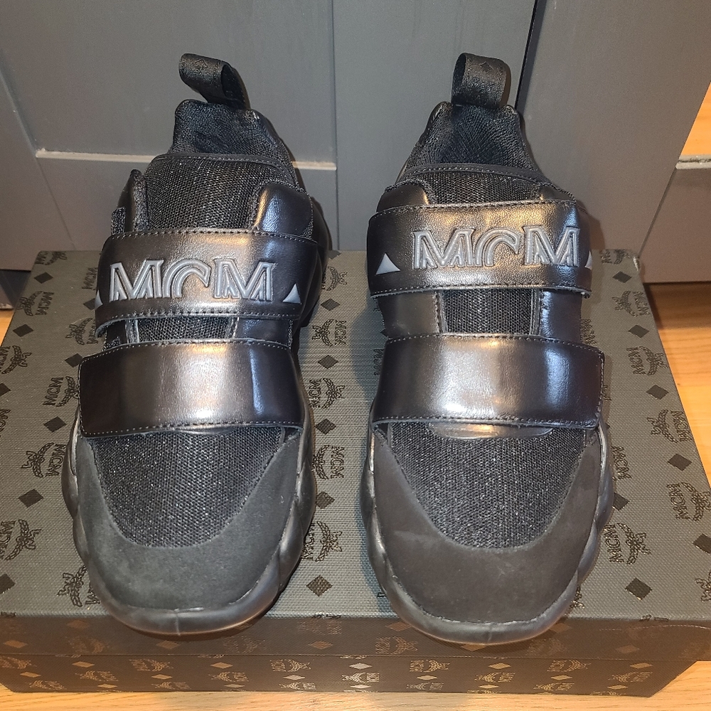 Authentic ✨️✨️Mcm Sneakers Low Top Leather/Suede Size 7